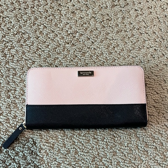 PINK AND BLACK KATE SPADE WALLET - Picture 1 of 2